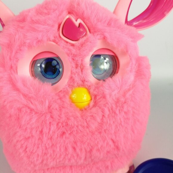 Hasbro Furby Connect Friend Toy  Bluetooth Coral Pink with Mask Tested Working - Picture 5 of 12